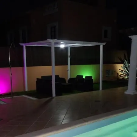 Villas Brujula Company